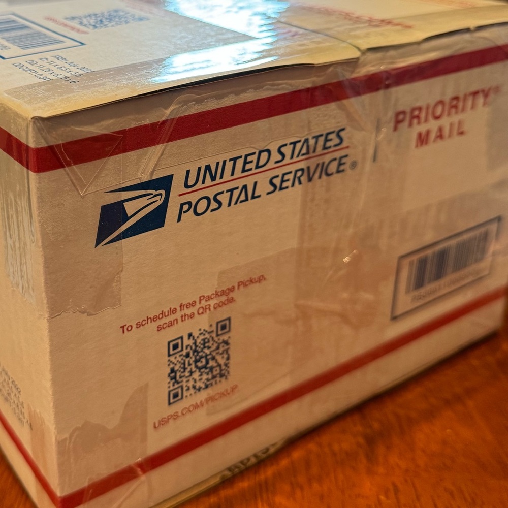 HOLD mystery box